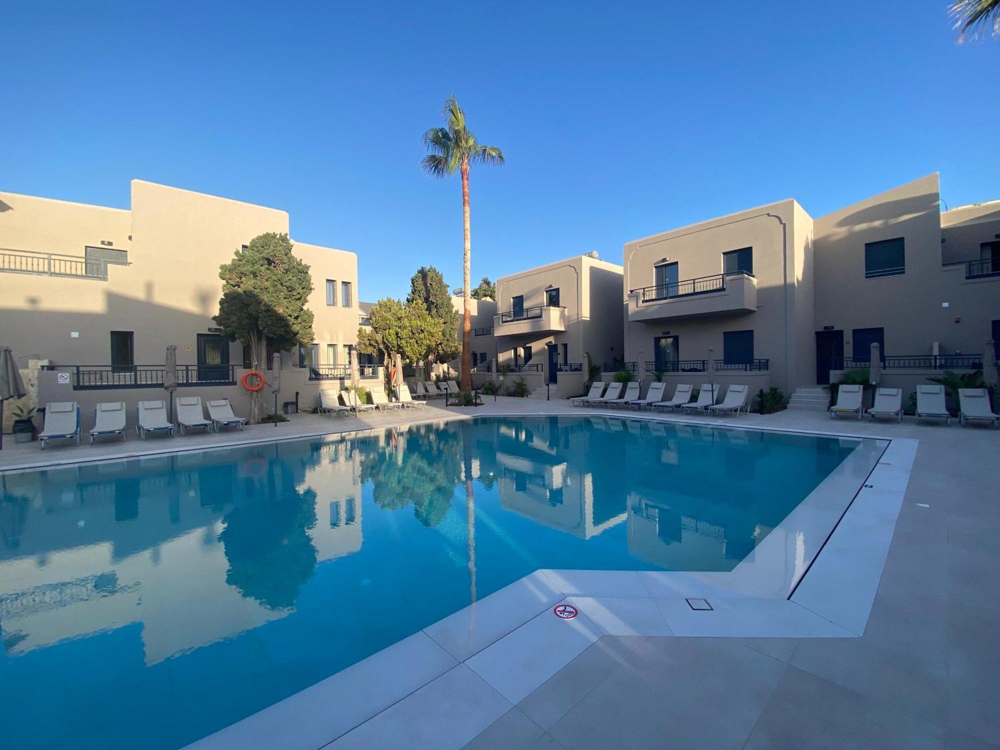 غوفي Blue Aegean Hotel & Suites المظهر الخارجي الصورة